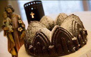 Silicone Bundt Tube Cake Pan Angel Food Cathedral Church Catholic Liturgy Christening Wedding Baby Dedication... N3