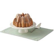 Wilton Dimensions Decorative Fluted Tube Pan N3