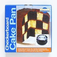 Checkerboard Cake Pan Set