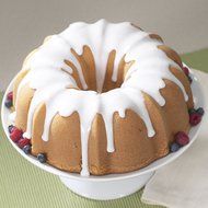 Nordic Ware Pro Cast Original Bundt Pan, 12 Cup N7