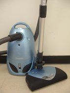 INCREDIBLE SIMPLICITY S24 CANISTER VACUUM W/ TOP POWER NOZZLE &amp; ALL ACCESSORIES!