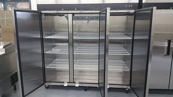 3 Door Stainless Steel Freezer Commercial Freezer MBF-8003 N2