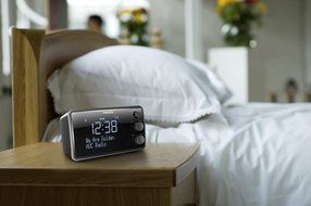 Philips AJB3552/12 Clock Digital Radio LCD Gentle Wake DAB+ DBB