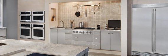 Electrolux Icon Professional E36GC76PPS 36" Slide-In Gas Cooktop with 6 Sealed Power Burners, in Stainless Steel.
