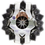 Wilton Dimensions Decorative Fluted Tube Pan N4