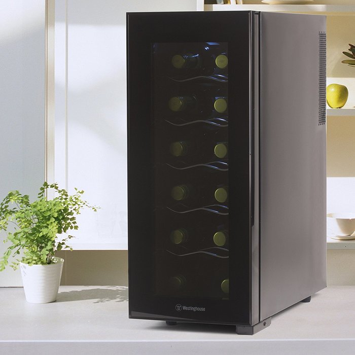 Westinghouse WWT120MB Thermal Electric 12 Bottle Wine Cellar, Black N6