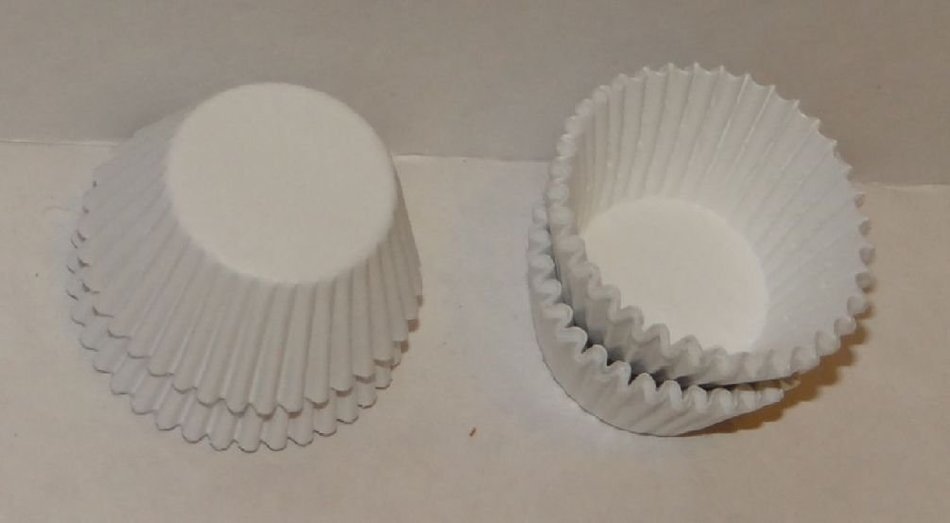 4 White Paper Candy Cups 250 Pack Candy Making Supplies CP-3-250