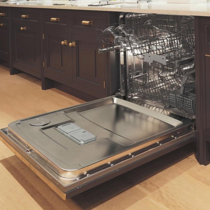 Dacor 24 In. Stainless Steel Built-In Dishwasher - RDW24S N2