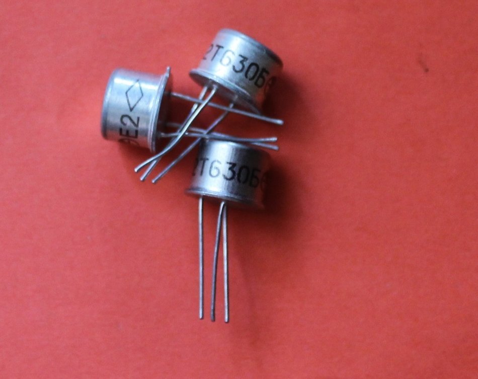 Transistors silicon KT630B (2T630B) analogue 2N1890, 2N2405, 2N3107, 2N3109 USSR 3 pcs