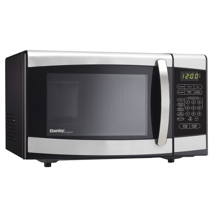 0.9 Cu. Ft. 900w Countertop Microwave in Silver By Danby- Cooking Power: 900 Watts- Product Type: Countertop-... N3