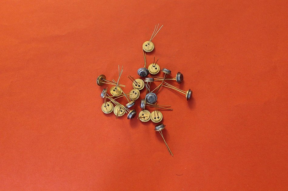Transistors silicon KT104B analogue 2N1024, 2N1027, BSZ10, BSZ11, OC201 USSR 5 pcs N2