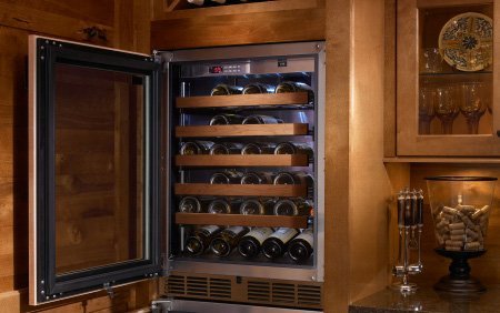 Perlick ADA-Compliant Series HA24WB-3-4L 24" Wine Reserve with 32 Bottle Capacity 4 Full-Extension Adjustable...