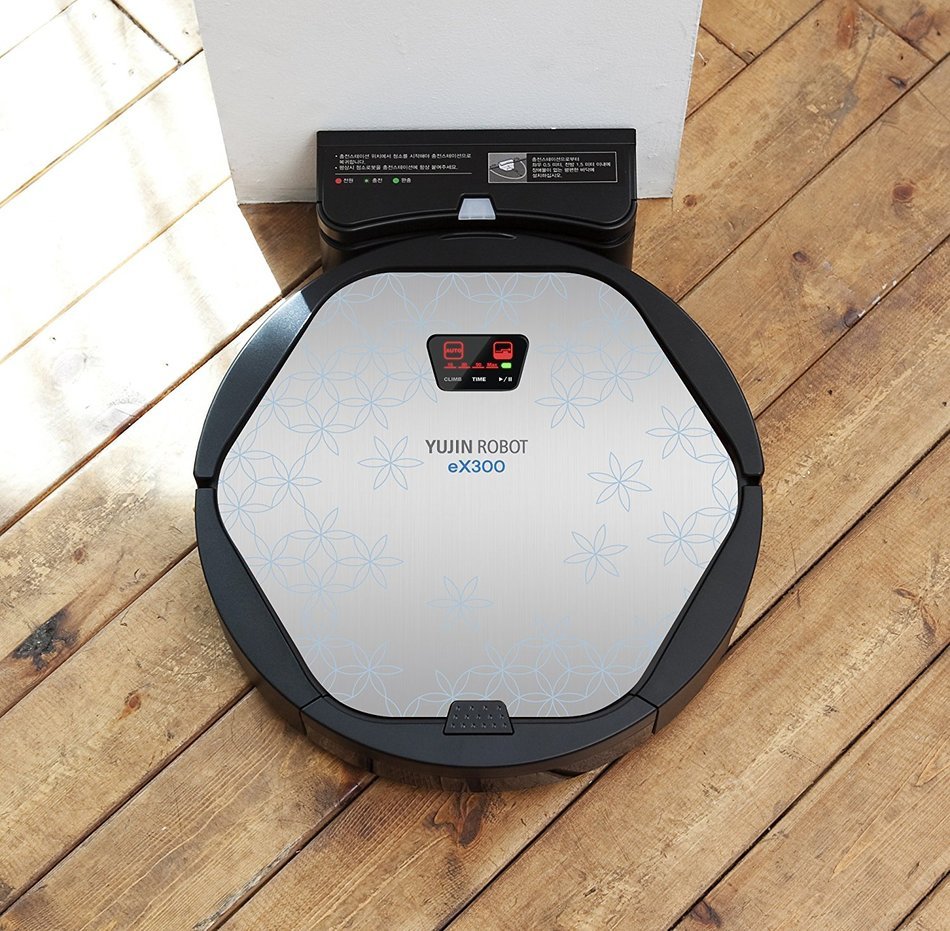 Yujin Robot eX500 Smart Home/Office Vacuum Cleaner and Floor Mopping Robot with Camera Recognition Vision Mapping... N9