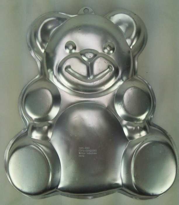 Wilton Huggable Teddy Bear Pan N2