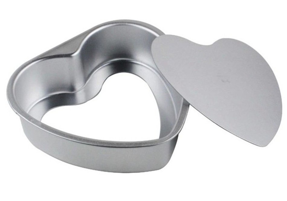 SNW Heart-shaped High-temperature Oven with Baking Molds