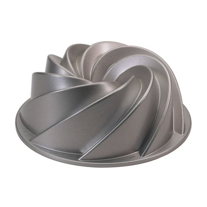 Nordic Ware 80602 Aluminum 10-Cup Non-Stick Bundt Pan