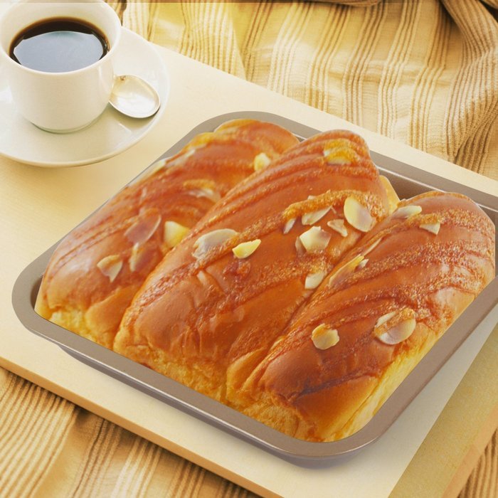 Yilove Square Cake Pan, Non-stick Silicone Baking Mold, 9 inch N13
