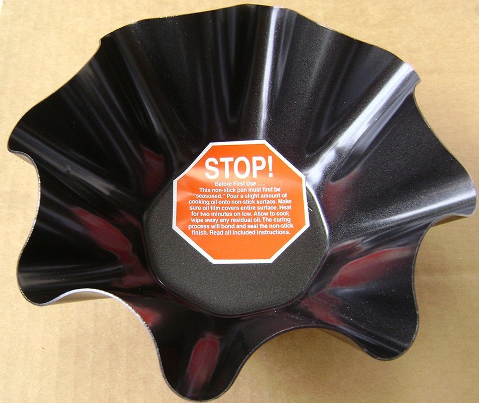Non-Stick Mini Cake Bake Pan - Wavy Edges