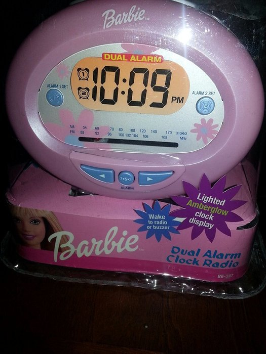 Barbie(TM) "Wake with Me" AM/FM Clock Radio (BE-337)