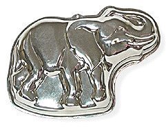 Elephant Cake Pan - 13 x 9 Inches by SCI Scandicrafts