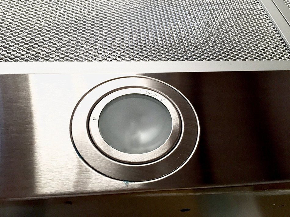 StoneCrest 36" Stainless Steel Wall Mounted Range Hood N2