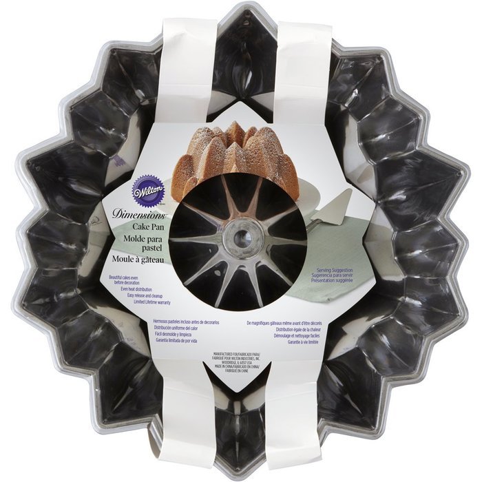 Wilton Dimensions Decorative Fluted Tube Pan N4