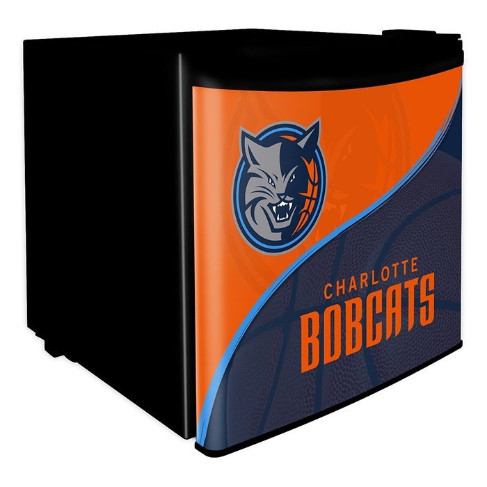 NBA Atlanta Hawks 1.7 Cubic Feet Dorm Room Refrigerator N11