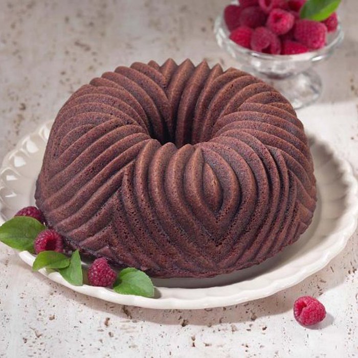 Nordic Ware Pro Cast Original Bundt Pan, 12 Cup N13