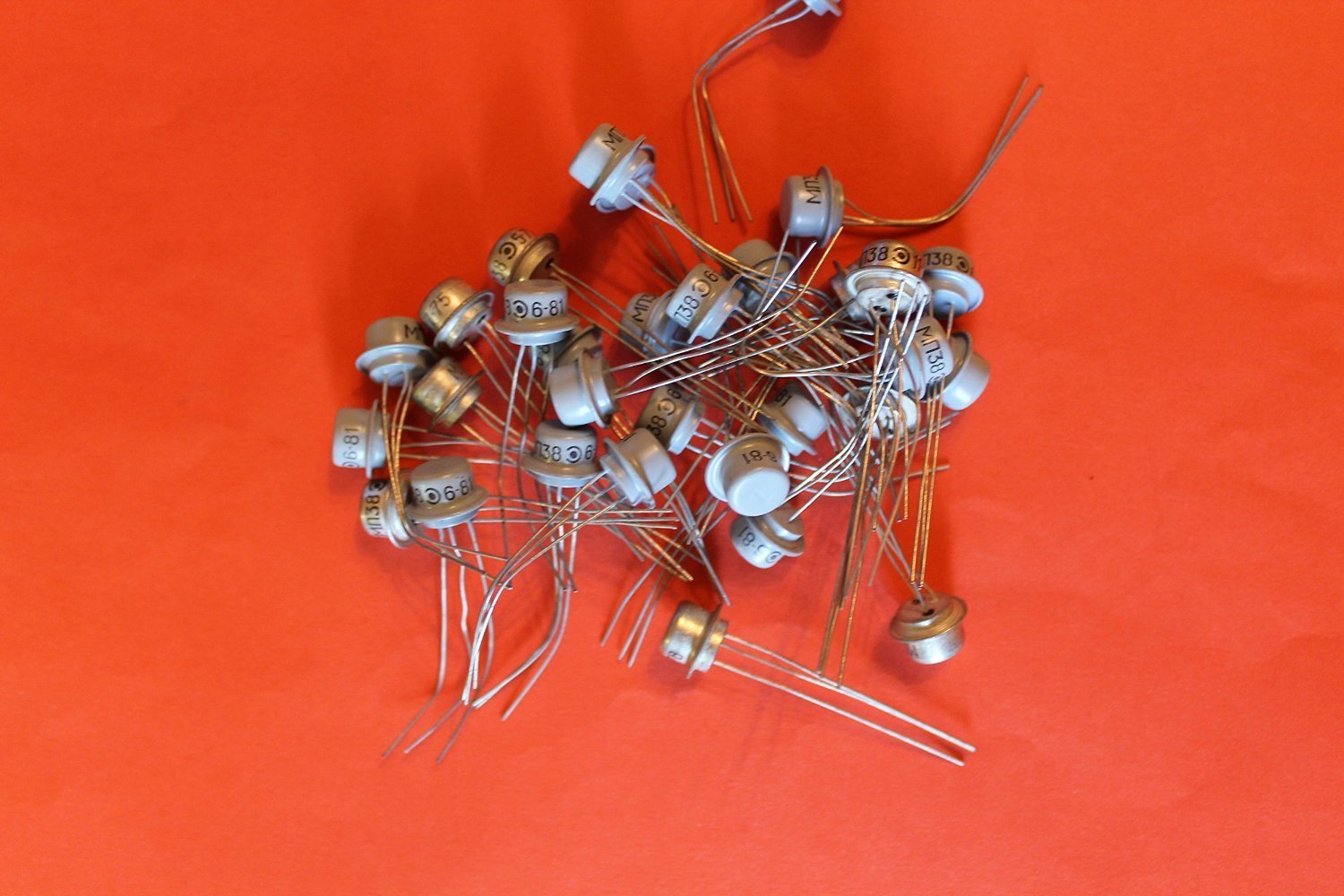 Transistors Germanium MP38A analogue AC173 AC176 USSR 10 pcs free image ...