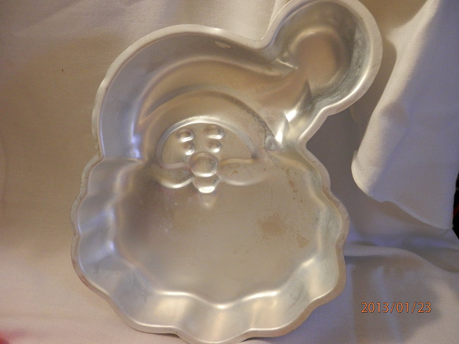 Wilton Smiling Santa Cake Pan, Discontinued, Rare N2 free image download