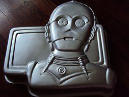 Wilton C-3PO Star Wars Cake Pan (502-2197, 1983)