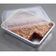 Nordic Ware Natural Bakeware Aluminum 9 x 13 in. Cake Pan with Lid N2