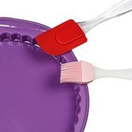 9.5&#039;&#039; Round Cake Pan w/ Brush and Spatula Random Color, 9.5-inch Diameter, 100% Food Grade Premium Nonstick Silicone...