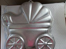 Wilton Buggy Cake Pan, 2501-3319 N2