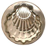 1 X Scallop Shell Cake Pan - 7&quot; Diameter - 2.5 Cup