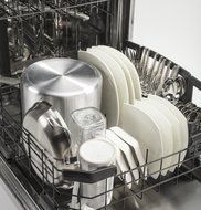 GE 24" White Built-In Dishwasher N18