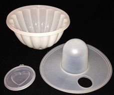 Vintage Tupperware Bundt Style Jello Mold Jel N Serve Party Mold