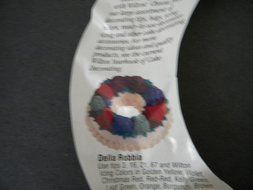 Wilton Della Robbia Wreath Cake Pan 2105-2018 N2