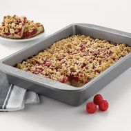 Farberware Nonstick Bakeware 9-Inch x 13-Inch Rectangular Cake Pan, Gray N6