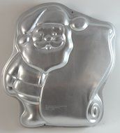 Wilton Santa Checking List Cake Pan N2