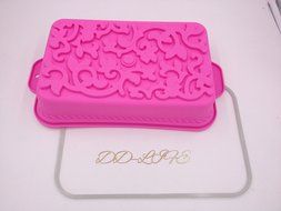 Silicone Let's Celebrate Bakeware Collection Cake Pan Basket N2