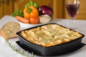 WellBake Square Cake/Lasagna Pan 9 Inch. Superior Quality Nonstick Silicone Bakeware + 10 Year Guarantee N2