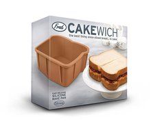 Fred &amp; Friends CAKEWICH Bread-Shaped Cake Mold N6