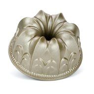 Ezeso Non-Stick Carbon Steel Cake Bundt Pan for Baking,Bakeware (Lily) N9