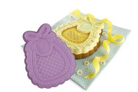 Pavoni FRT169 Platinum Silicone Welcome Baby Cake Mould, Purple N2