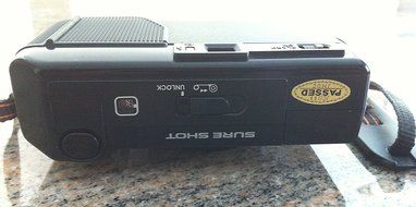 Canon Japan Canon Self-Timer Pre-Focus Sure Shot w/Auto Focus CAFS Canon Lens 38mm 1:2.8 Filmed Camera (Black... N5
