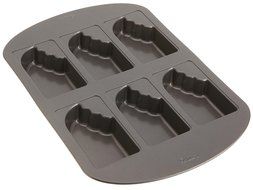 Wilton 6-Cavity Nonstick Heart Mini Cake Pan N9