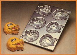 Wilton Big Bird Mini Cake Pan Mold, 6 Cavity