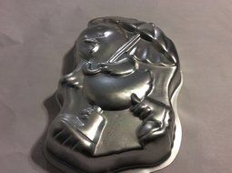 Wilton Rare Cheerful Chic Cake Pan, 2105-2036