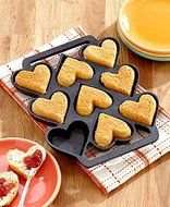Cast Iron Heart Shaped Cookware N2